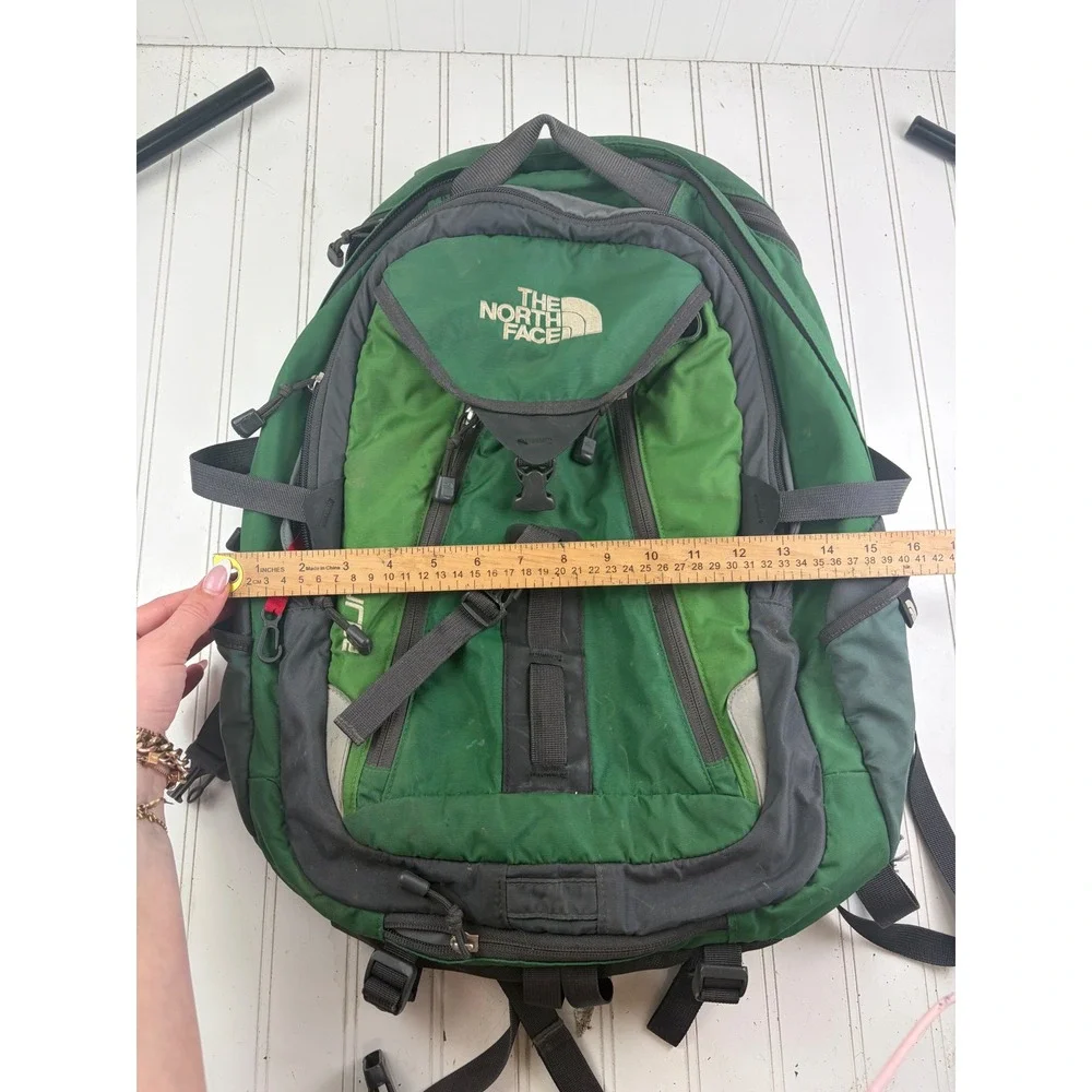 The North Face Green Surge Hiking Travel Laptop Bag Mens $150